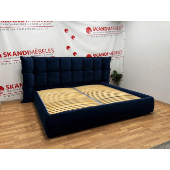 Bed CESENA (200 x 200cm, with velvet finish)